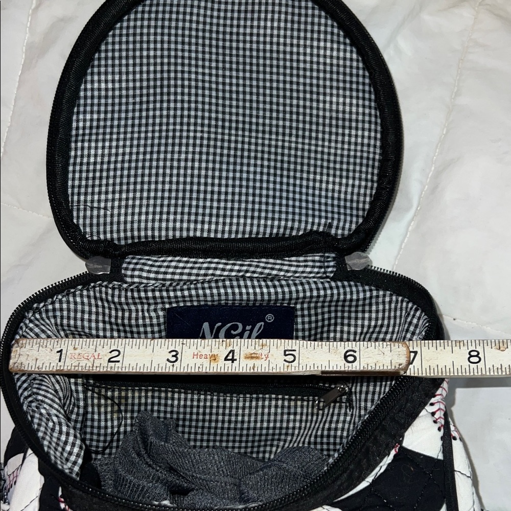 Quilted Baseball Pattern Backpack - Picture 13 of 16